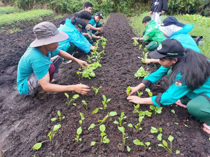 Produk wisata berbasis masyarakat